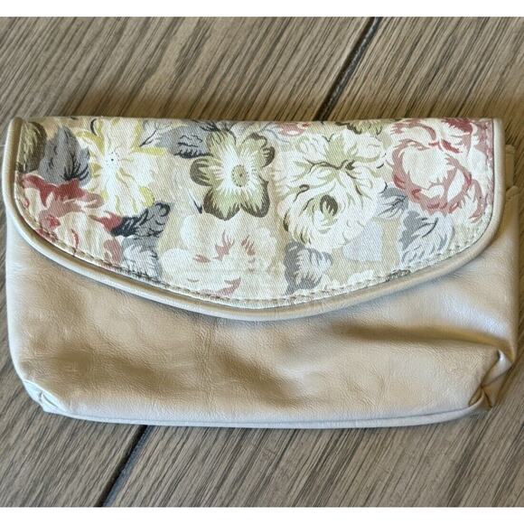 Wallet Coupon Holder Women Beige Floral Design Single Fold Two Pouch Snap Close - Picture 1 of 6